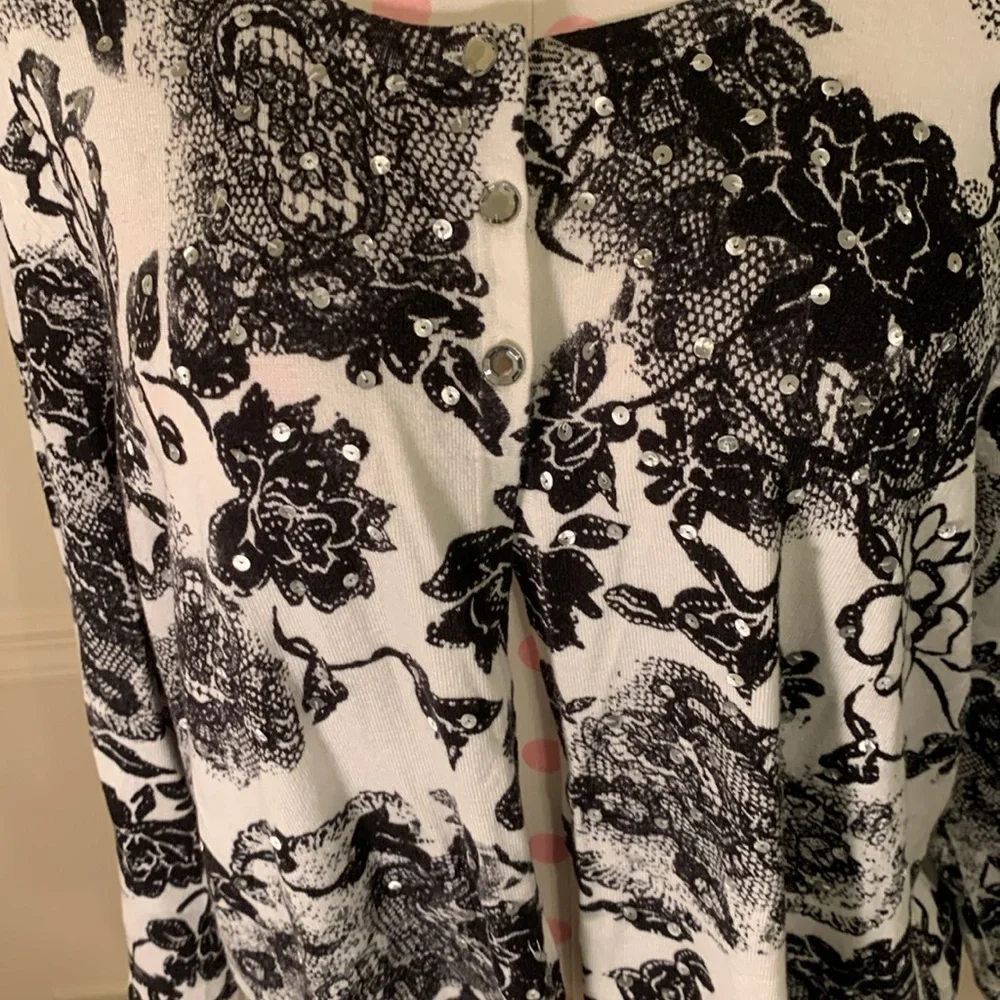 Style & Co BBW Black & White Floral sequined Sweater Size 2X like NEW Beautiful